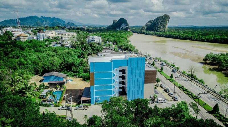 Hotel River Front 3*